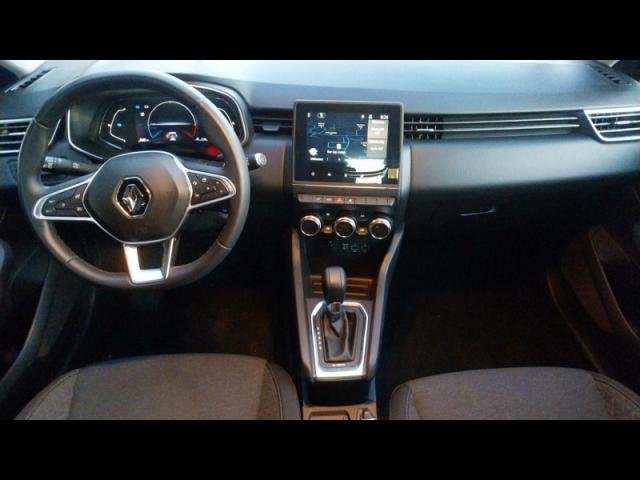 Renault Clio image 2