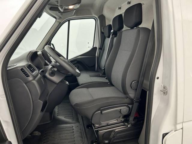 Renault Master image 6