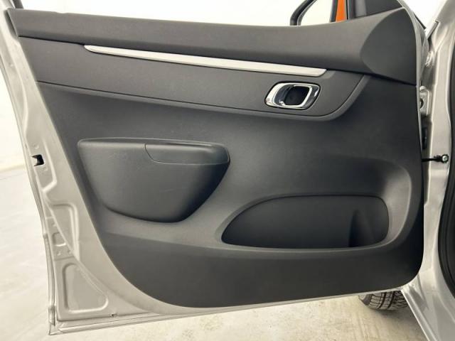 Dacia Spring image 1