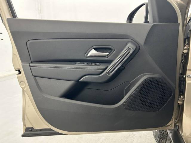 Dacia Duster image 1