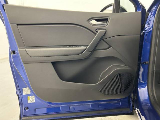 Renault Captur image 1