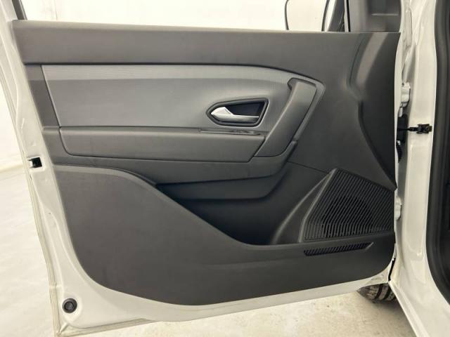 Renault Express image 1