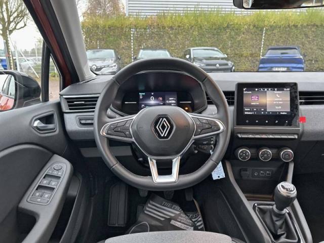 Renault Clio image 6