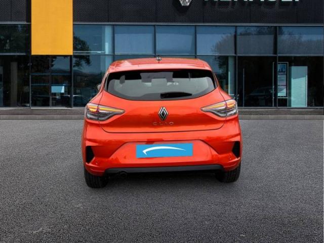 Renault Clio image 2