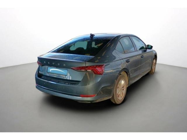 Skoda Octavia image 7