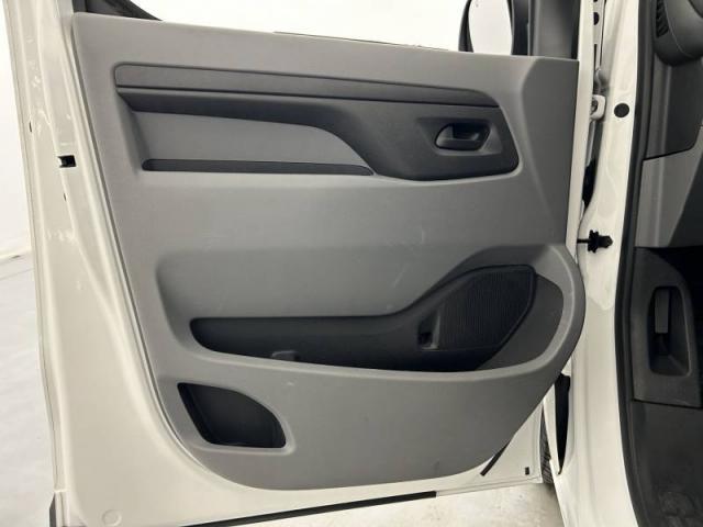 Citroen Jumpy image 1