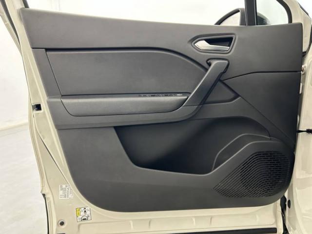 Renault Captur image 1