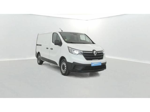 Renault Trafic image 2