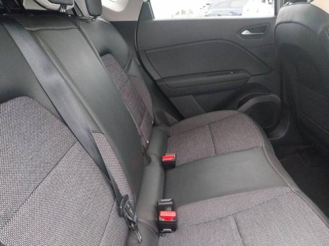 Renault Captur image 3