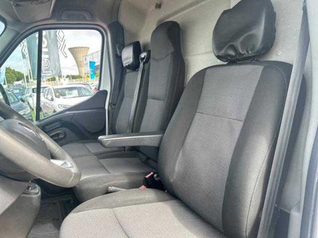 Renault Master image 8