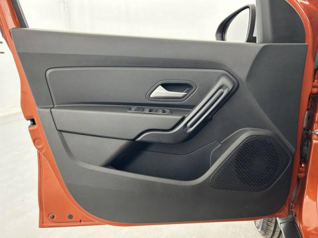 Dacia Duster image 1