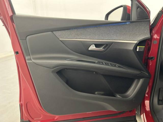 Peugeot 3008 image 1