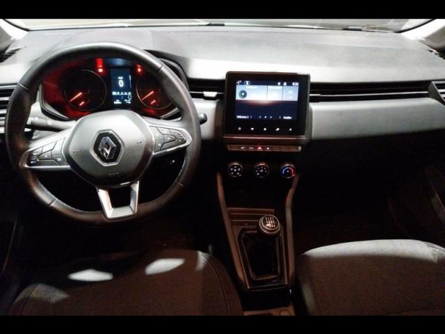 Renault Clio image 6