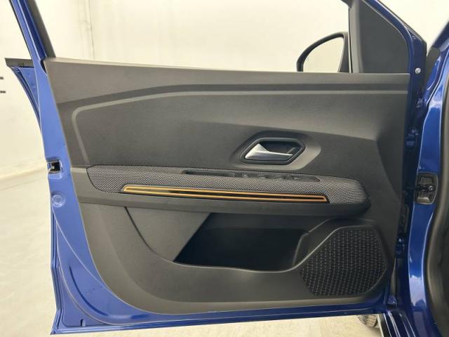 Dacia Sandero image 1