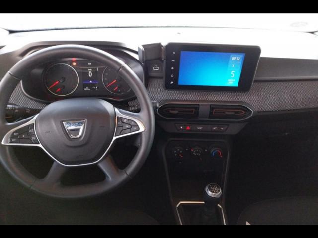 Dacia Sandero image 1