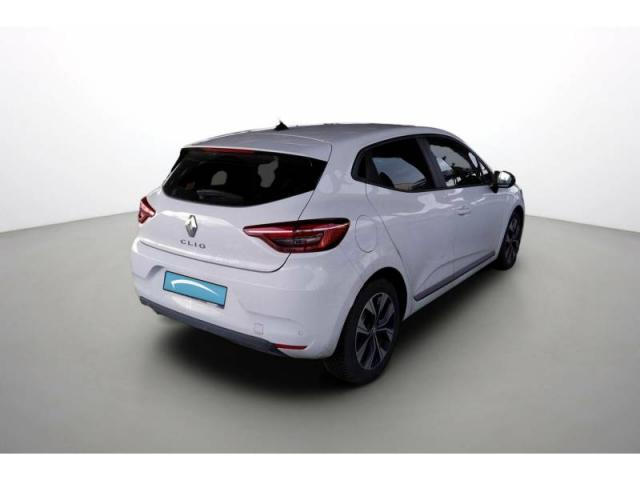 Renault Clio image 2