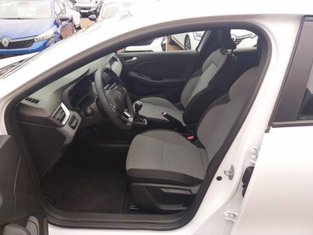 Renault Clio image 6