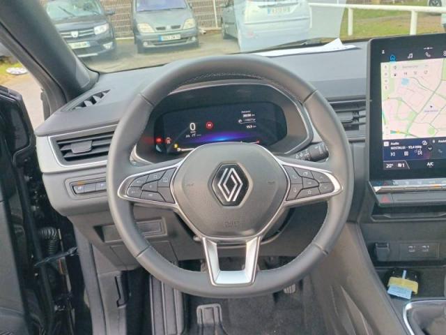 Renault Captur image 2