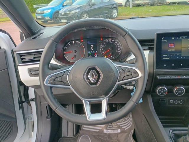 Renault Clio image 8