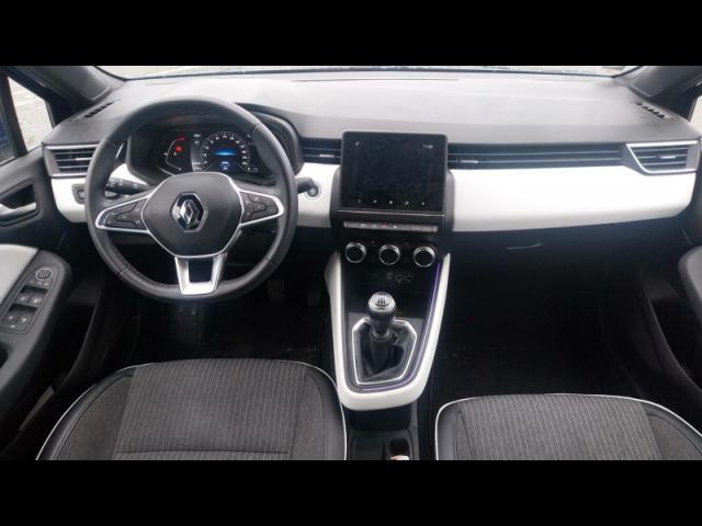 Renault Clio image 1