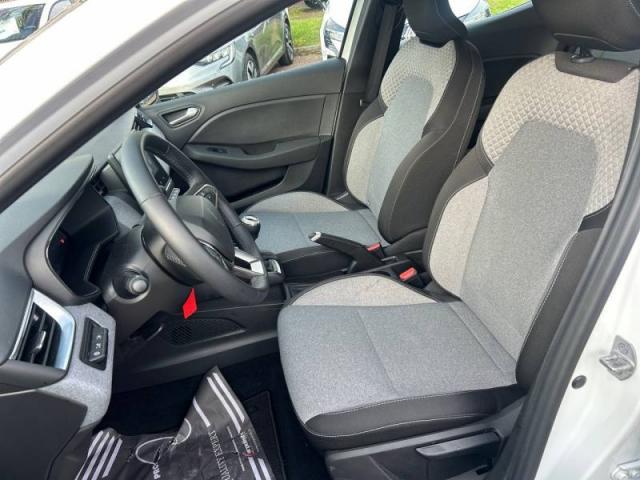 Renault Clio image 1