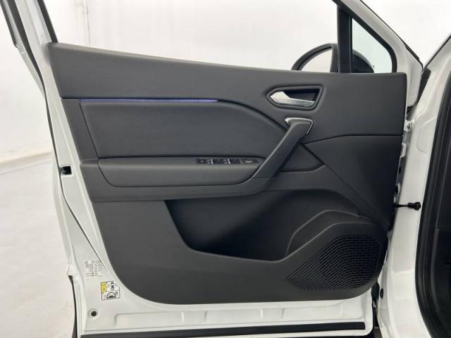 Renault Captur image 1