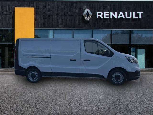 Renault Trafic image 1