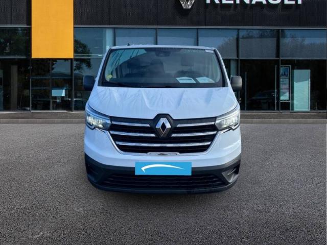 Renault Trafic image 2