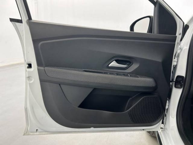 Dacia Jogger image 1