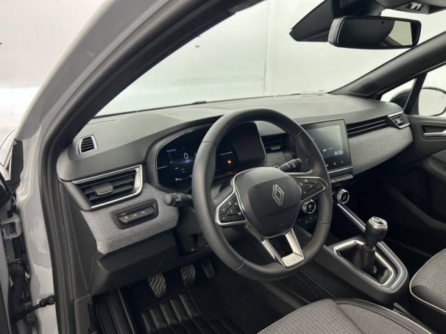 Renault Clio image 1