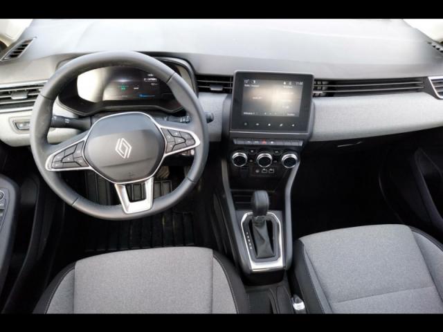 Renault Clio image 2