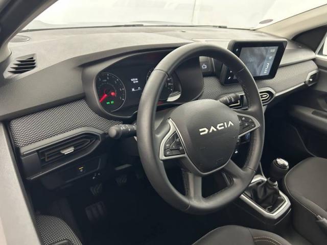 Dacia Sandero image 1