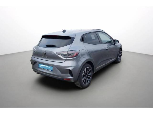 Renault Clio image 2