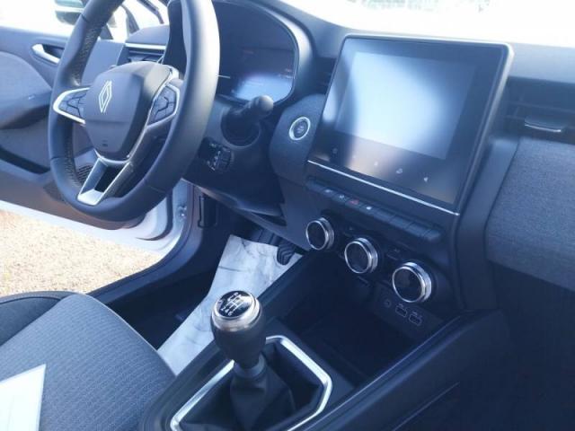 Renault Clio image 2