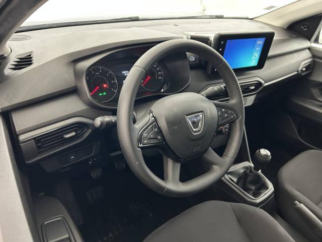 Dacia Sandero image 1