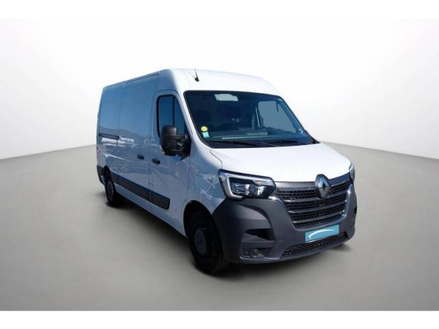Renault Master image 2