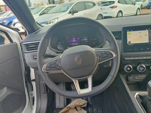 Renault Clio image 9