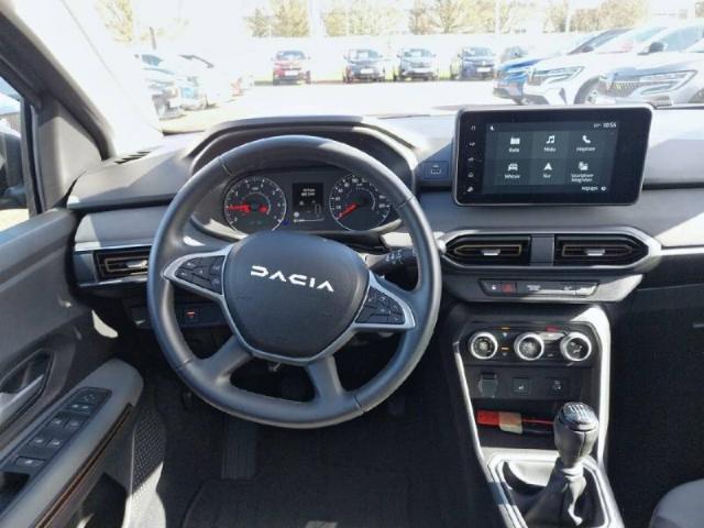 Dacia Sandero image 1