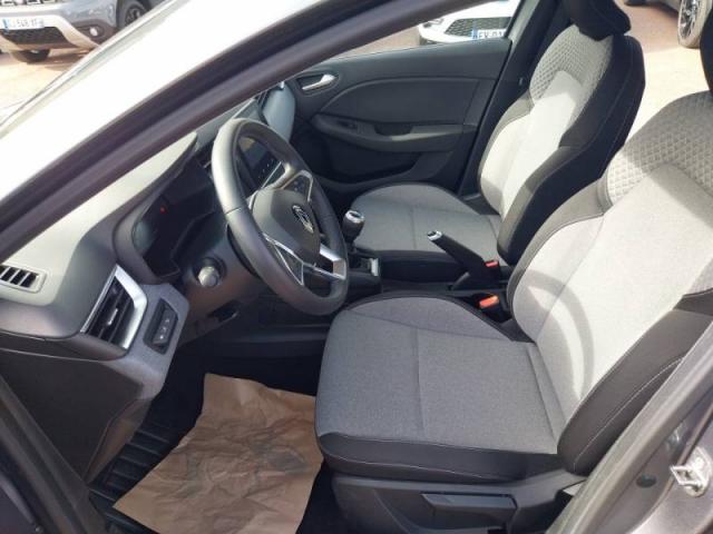 Renault Clio image 8