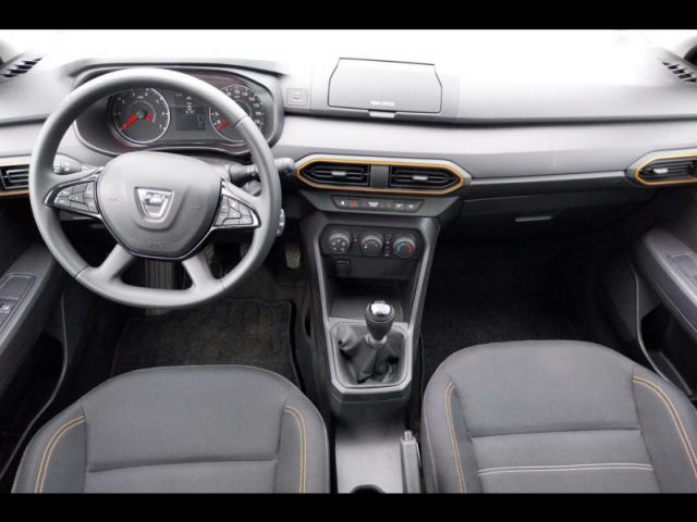 Dacia Sandero image 3