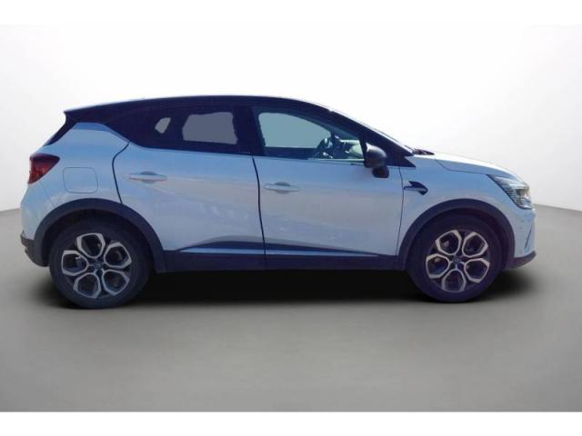 Renault Captur image 1