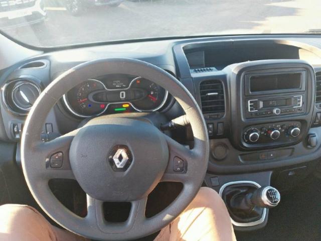 Renault Trafic image 4