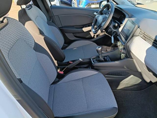 Renault Clio image 9