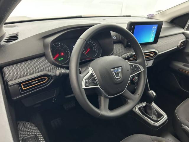 Dacia Sandero image 1