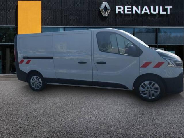 Renault Trafic image 1