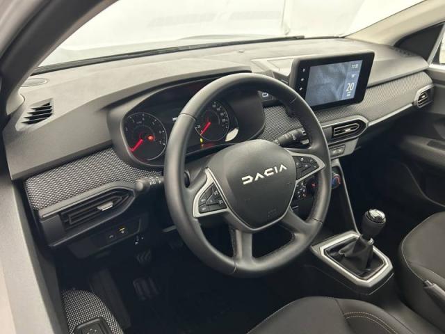 Dacia Sandero image 1