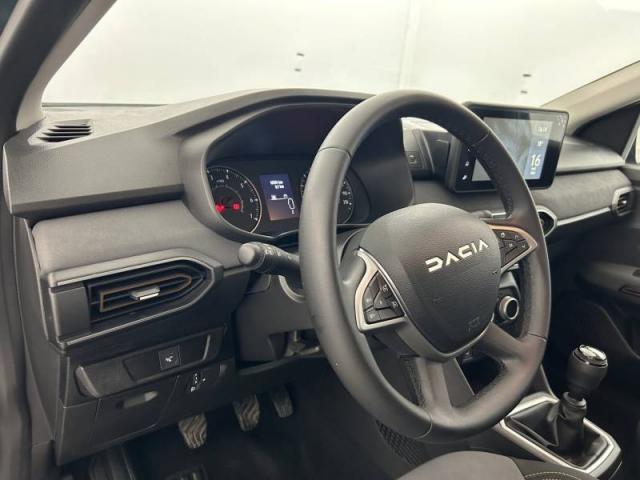 Dacia Sandero image 1