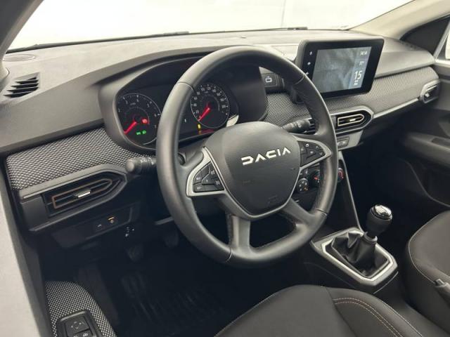 Dacia Sandero image 1