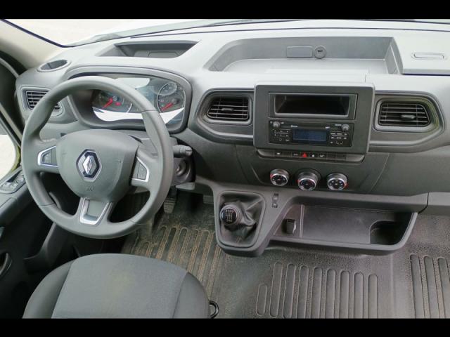 Renault Master image 3