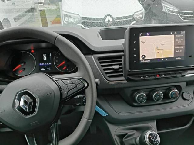 Renault Trafic image 3